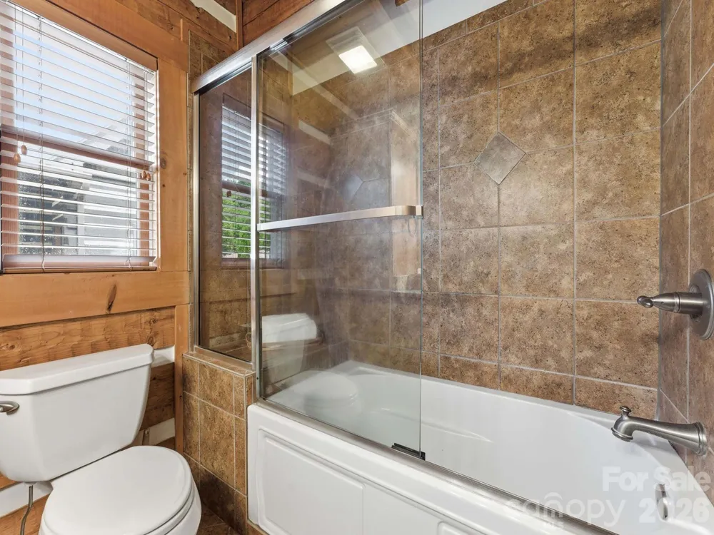 17 Rachels Circle Maggie Valley, NC 28751