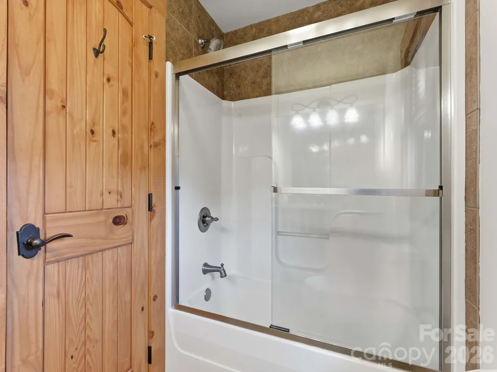 17 Rachels Circle Maggie Valley, NC 28751
