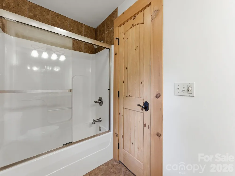 18 Rachels Circle Maggie Valley, NC 28751