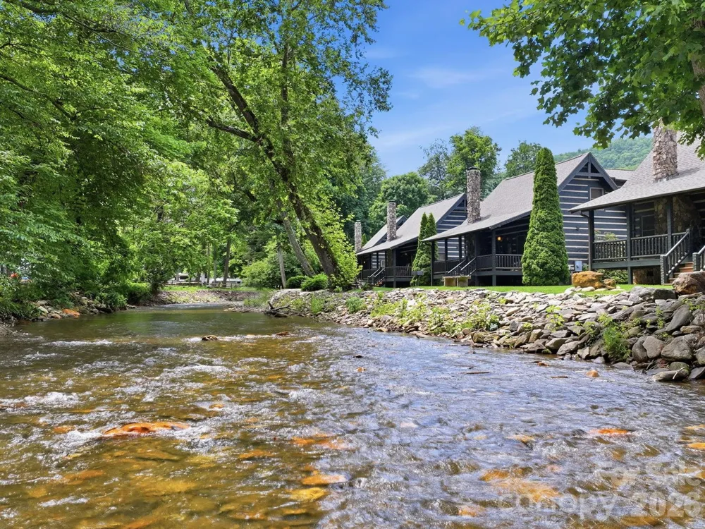 18 Rachels Circle Maggie Valley, NC 28751