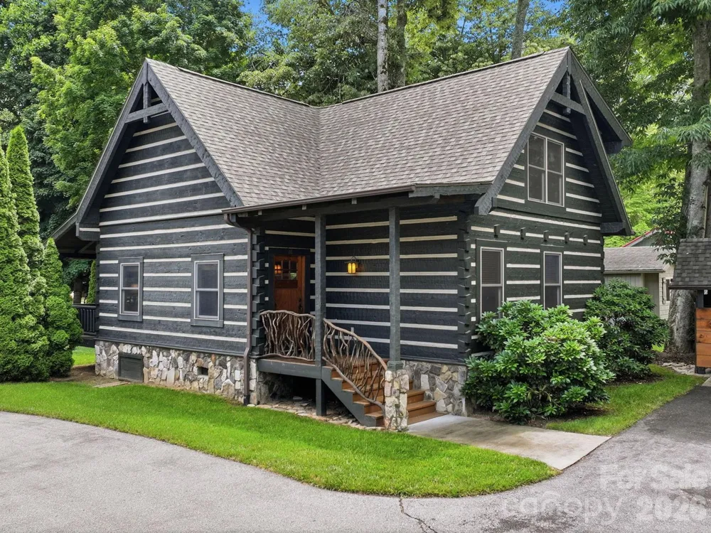 18 Rachels Circle Maggie Valley, NC 28751