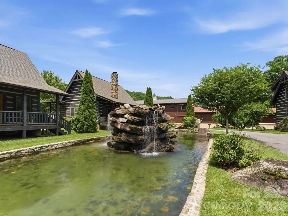 18 Rachels Circle Maggie Valley, NC 28751