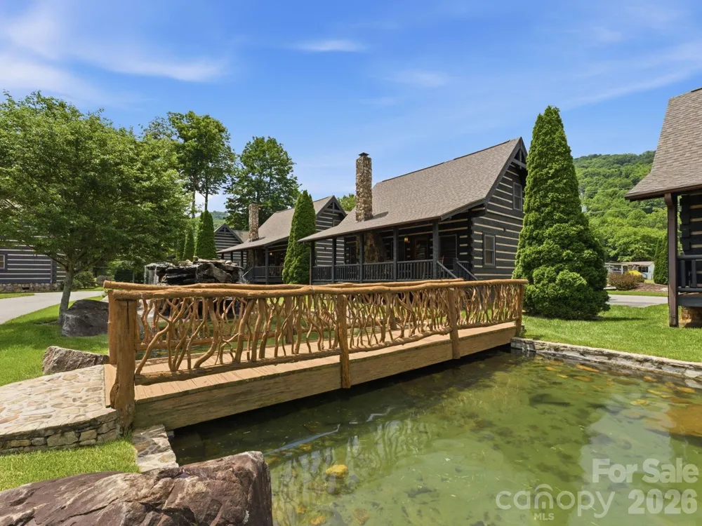 18 Rachels Circle Maggie Valley, NC 28751