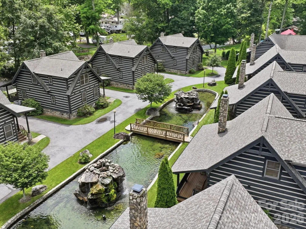 18 Rachels Circle Maggie Valley, NC 28751