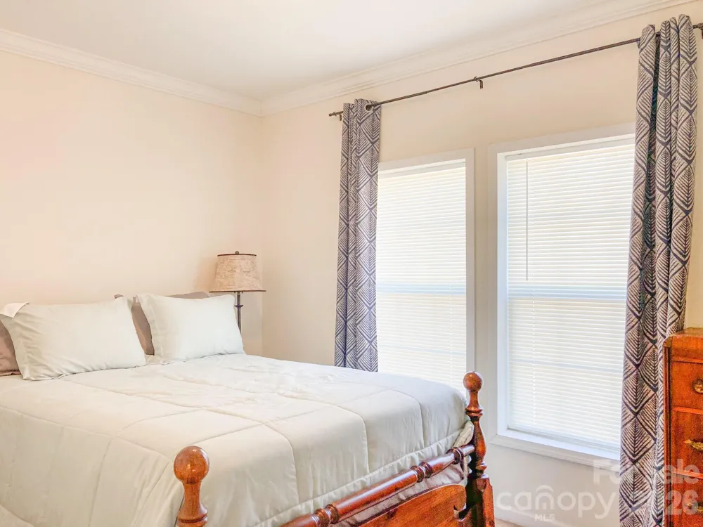 2 Clarks Chapel Extension Weaverville, NC 28787