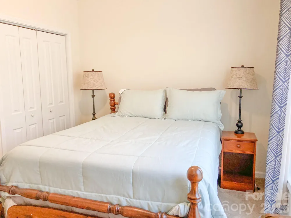 2 Clarks Chapel Extension Weaverville, NC 28787