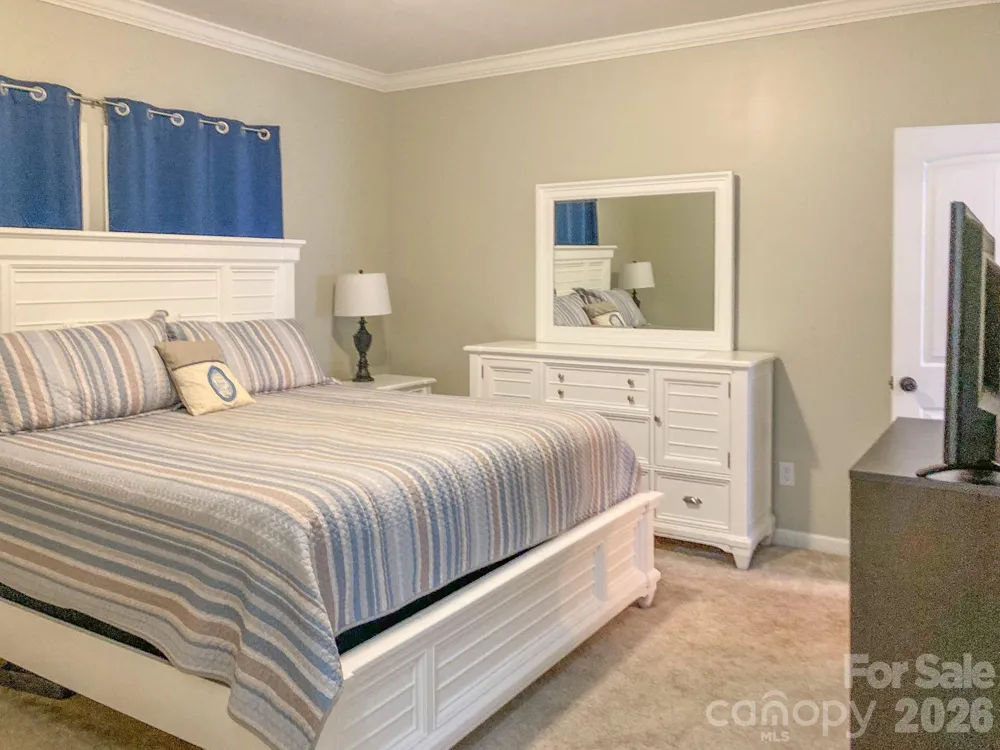 2 Clarks Chapel Extension Weaverville, NC 28787