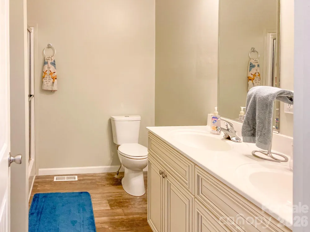 2 Clarks Chapel Extension Weaverville, NC 28787