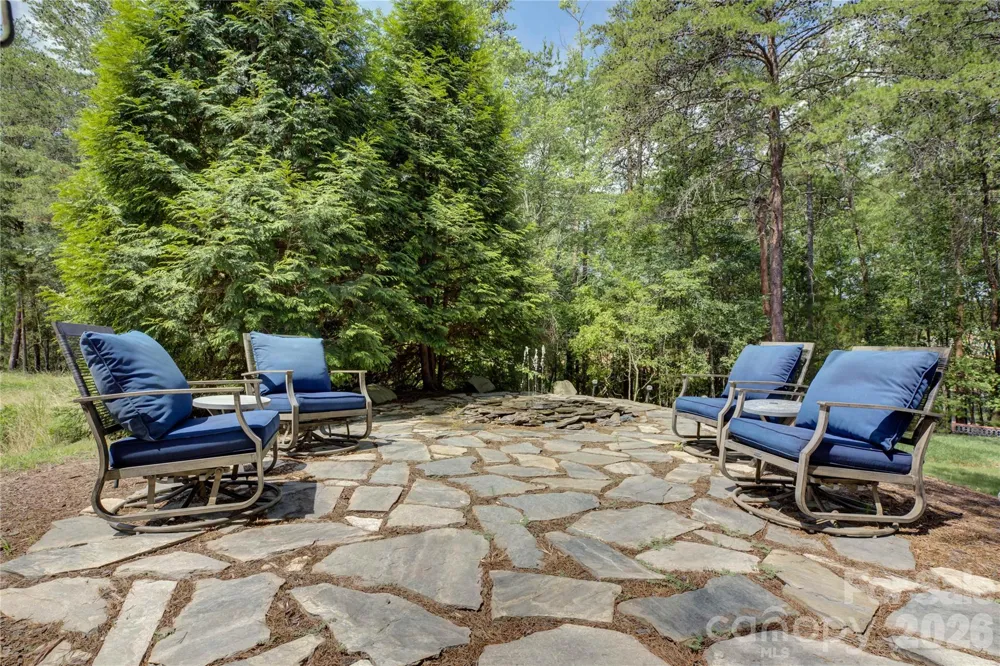 9609 Spurwig Court Charlotte, NC 28278
