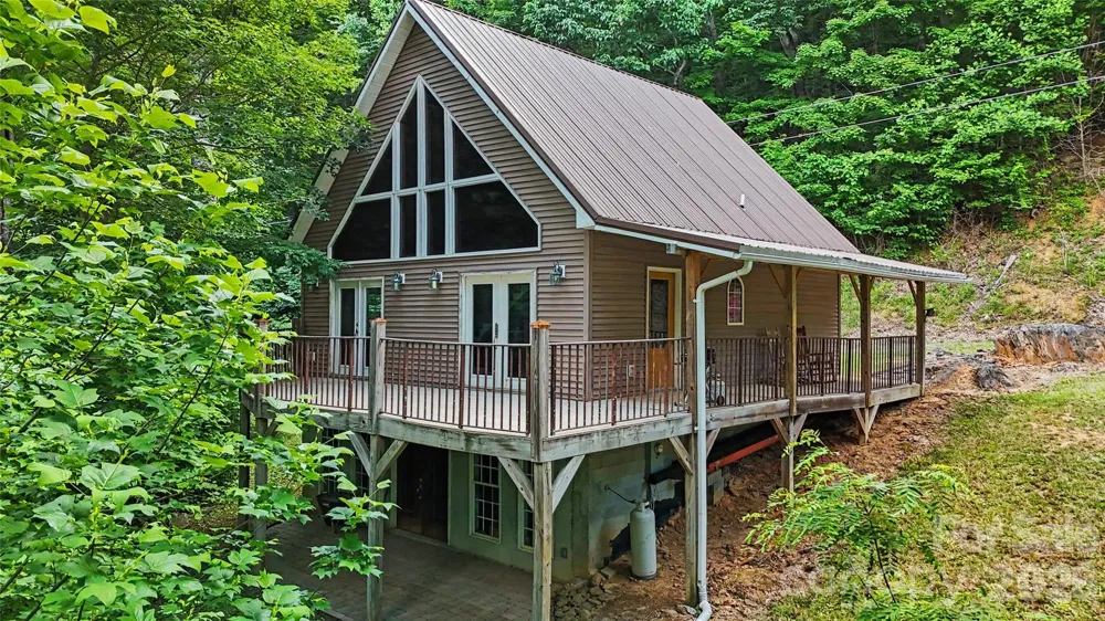 578 Three Top Circle West Jefferson, NC 28694
