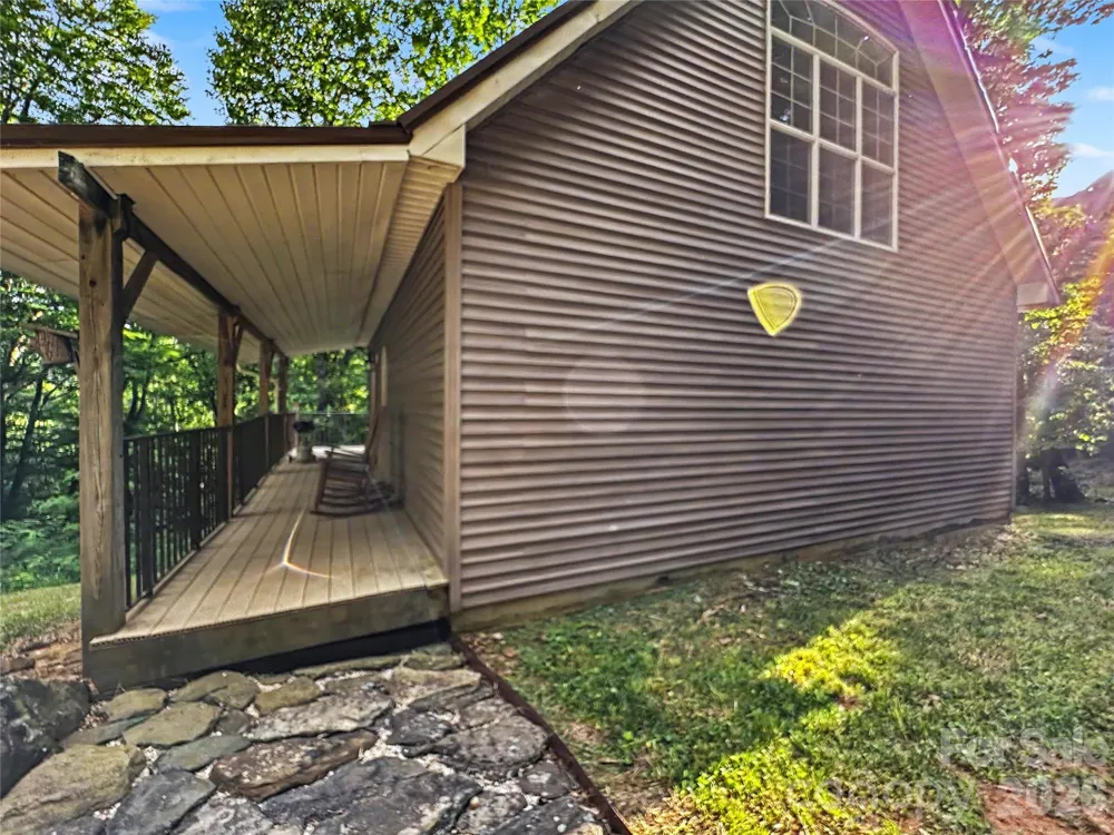 578 Three Top Circle West Jefferson, NC 28694