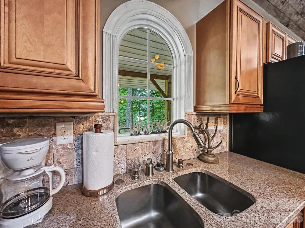 578 Three Top Circle West Jefferson, NC 28694