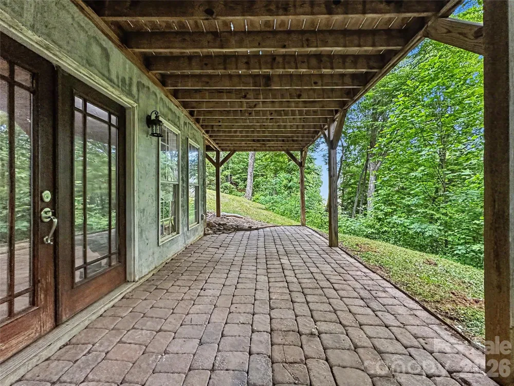 578 Three Top Circle West Jefferson, NC 28694