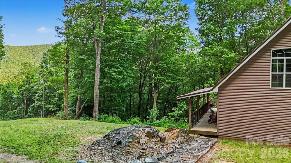 578 Three Top Circle West Jefferson, NC 28694