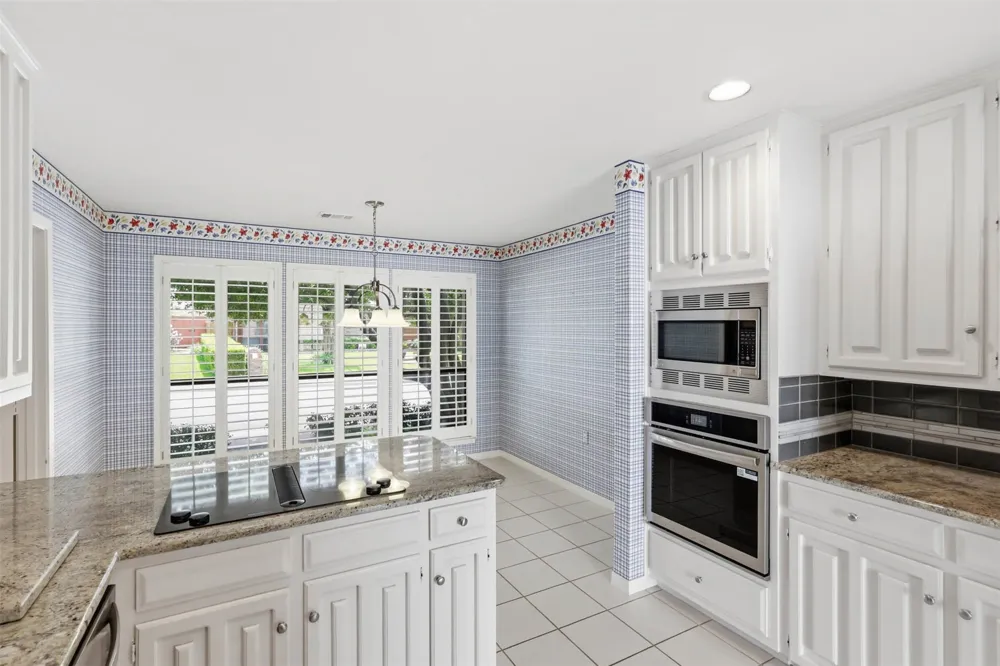 16902 Davenport Court Dallas, TX 75248
