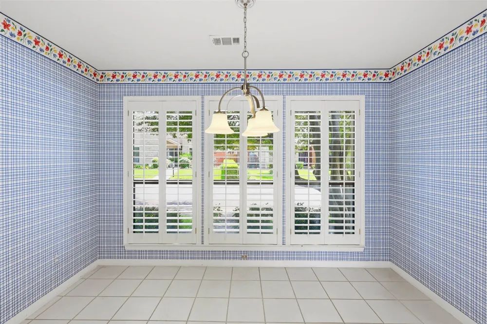 16902 Davenport Court Dallas, TX 75248