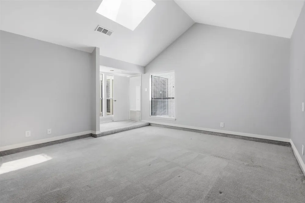 16902 Davenport Court Dallas, TX 75248