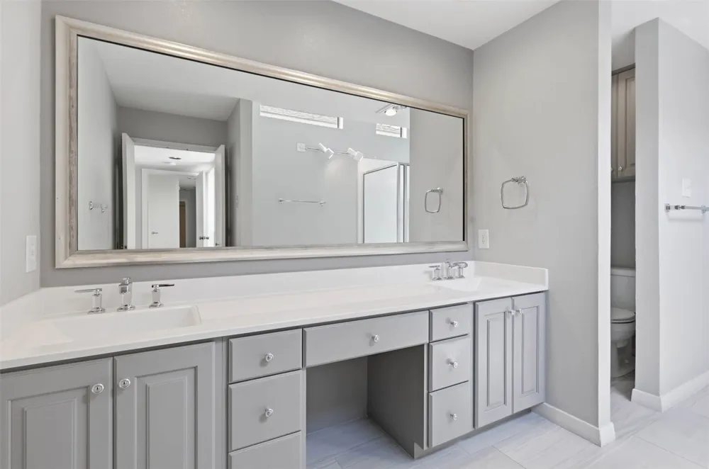 16902 Davenport Court Dallas, TX 75248