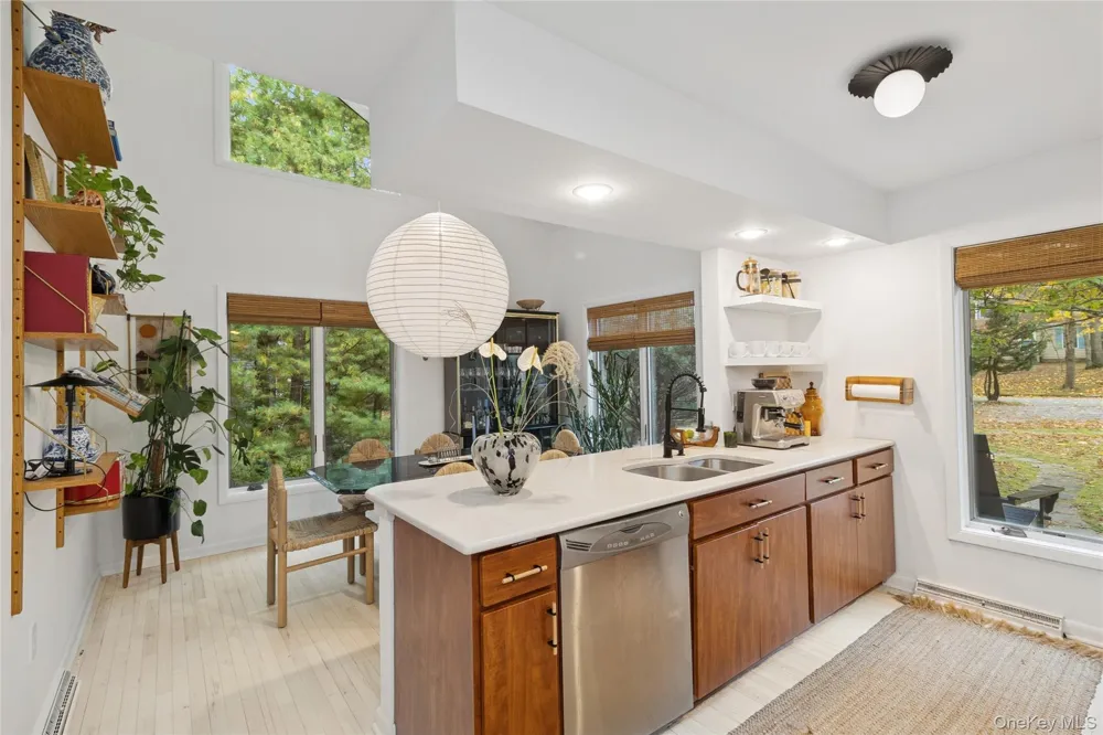 15 Mount Misery Drive Sag Harbor, NY 11963