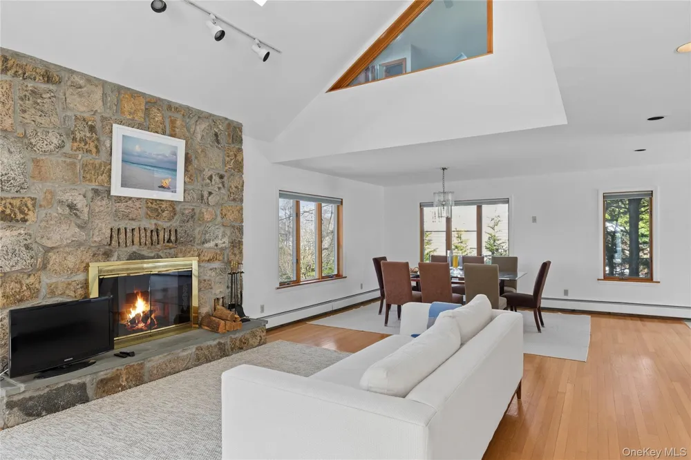 18 Harbor Road Sag Harbor, NY 11963
