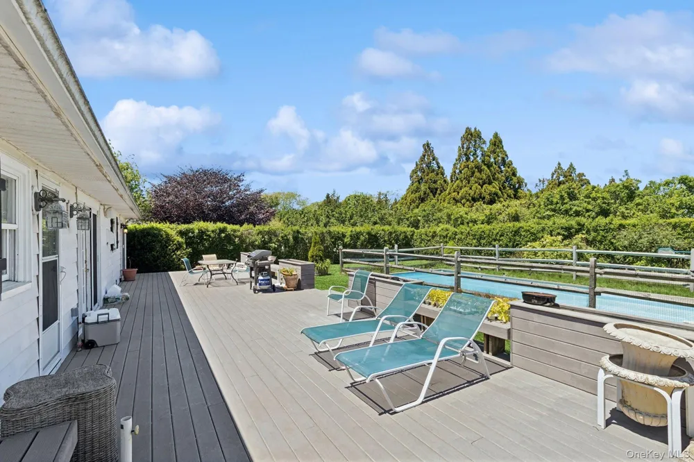 59 Wiltshire Street Southampton, NY 11968
