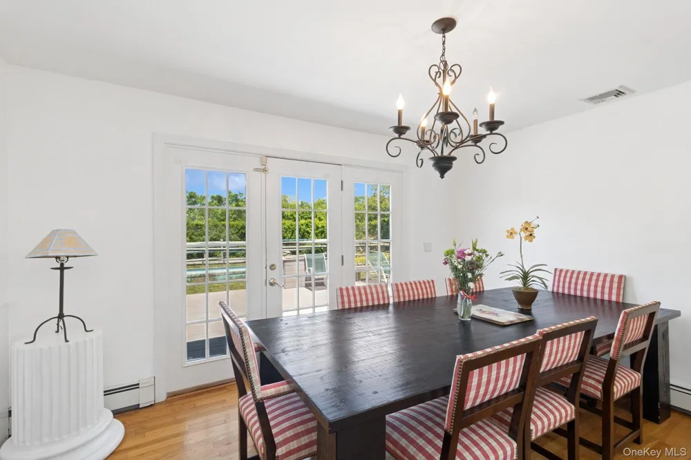 59 Wiltshire Street Southampton, NY 11968