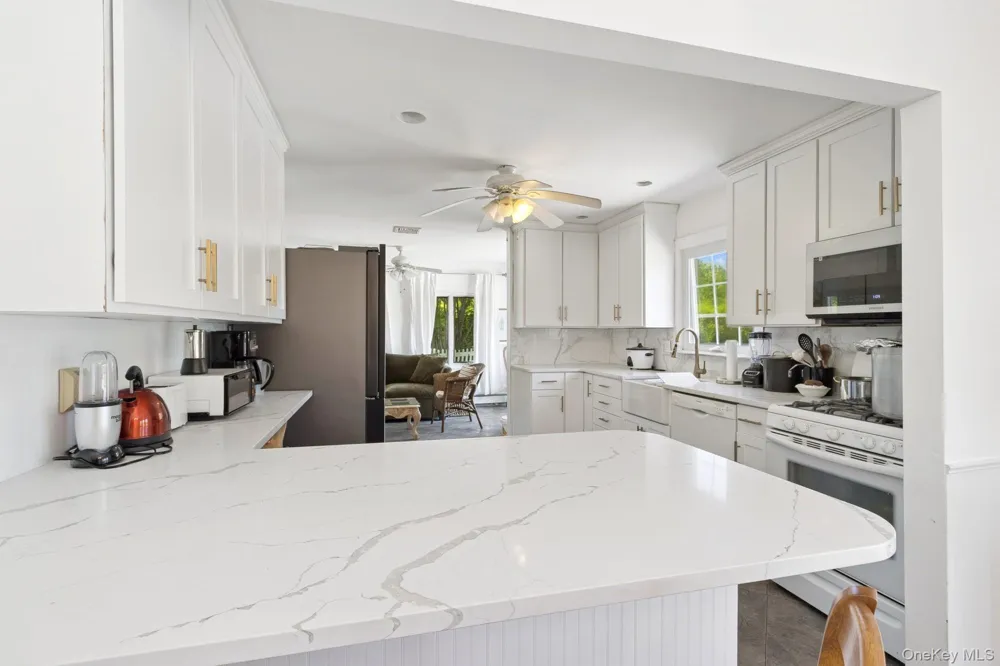 59 Wiltshire Street Southampton, NY 11968