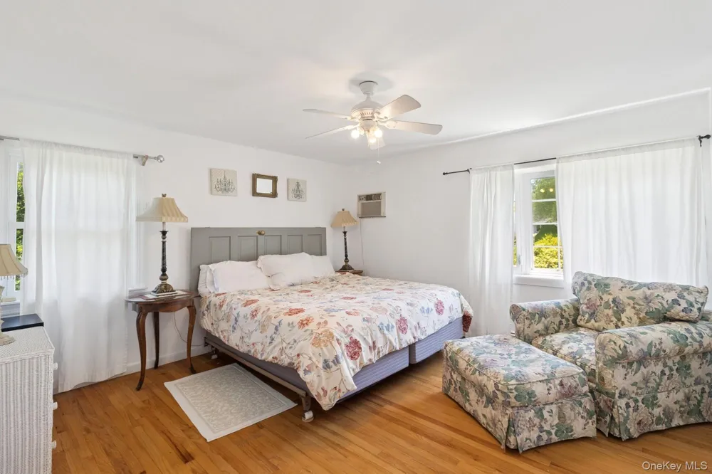 59 Wiltshire Street Southampton, NY 11968
