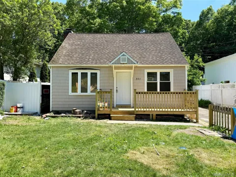 398 Central Islip Boulevard
