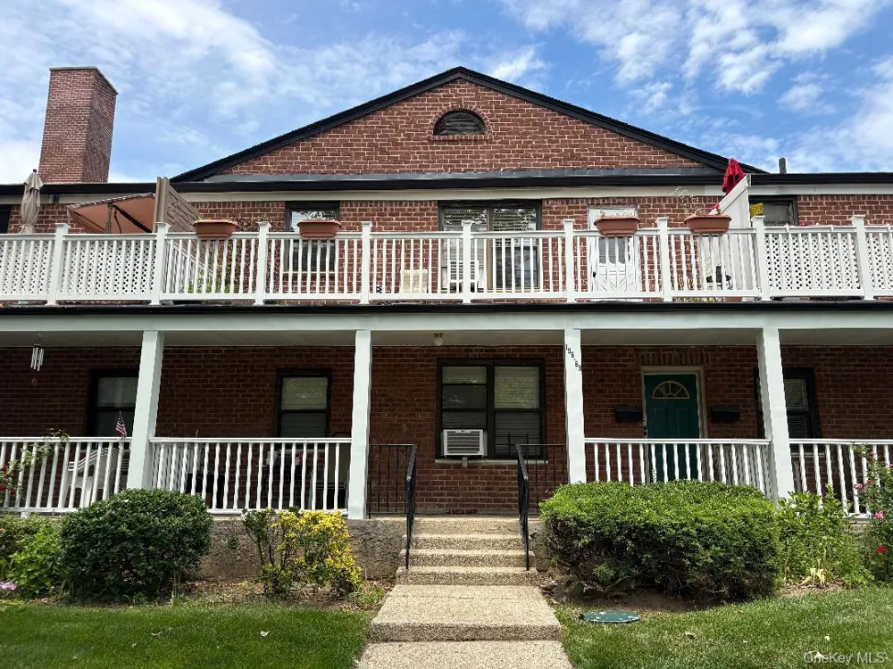 196-69 73 AVENUE #2 Fresh Meadows, NY 11366