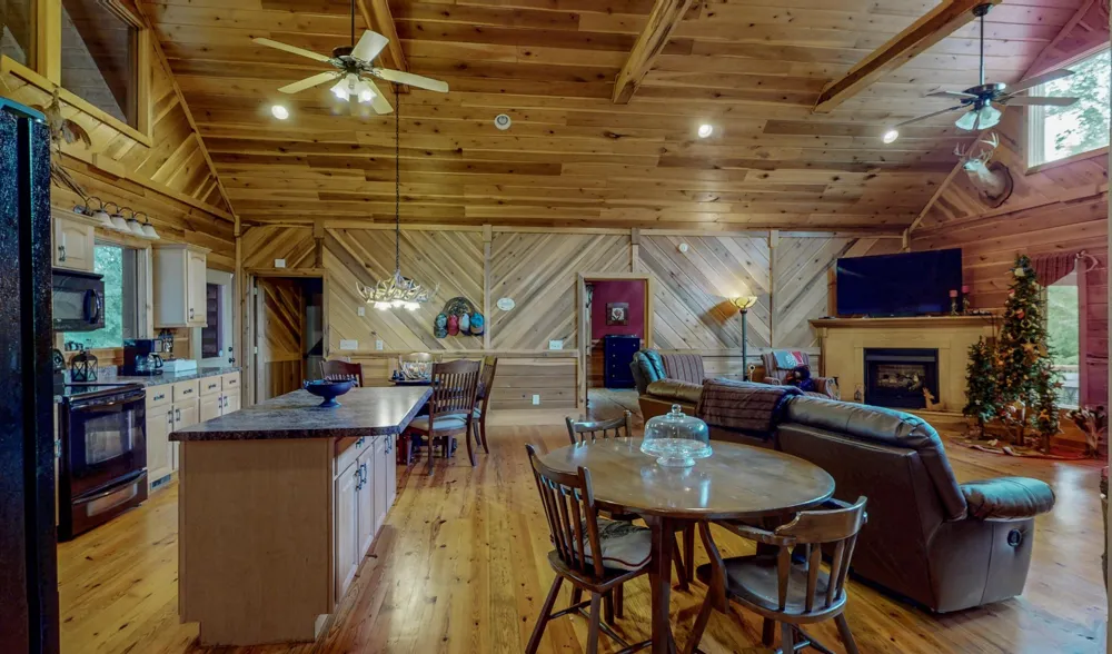 201 Campbell Branch Road Reliance, TN 37369