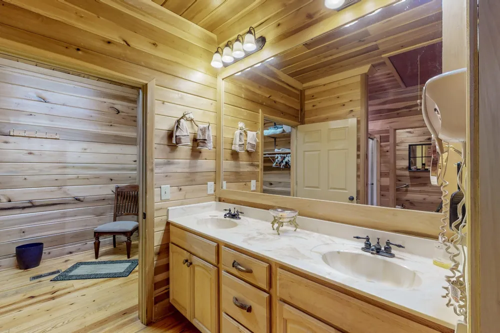 201 Campbell Branch Road Reliance, TN 37369