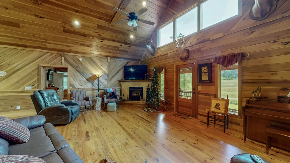 201 Campbell Branch Road Reliance, TN 37369