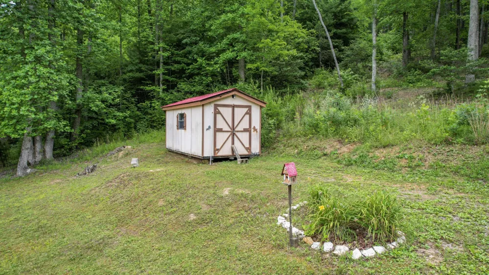 201 Campbell Branch Road Reliance, TN 37369