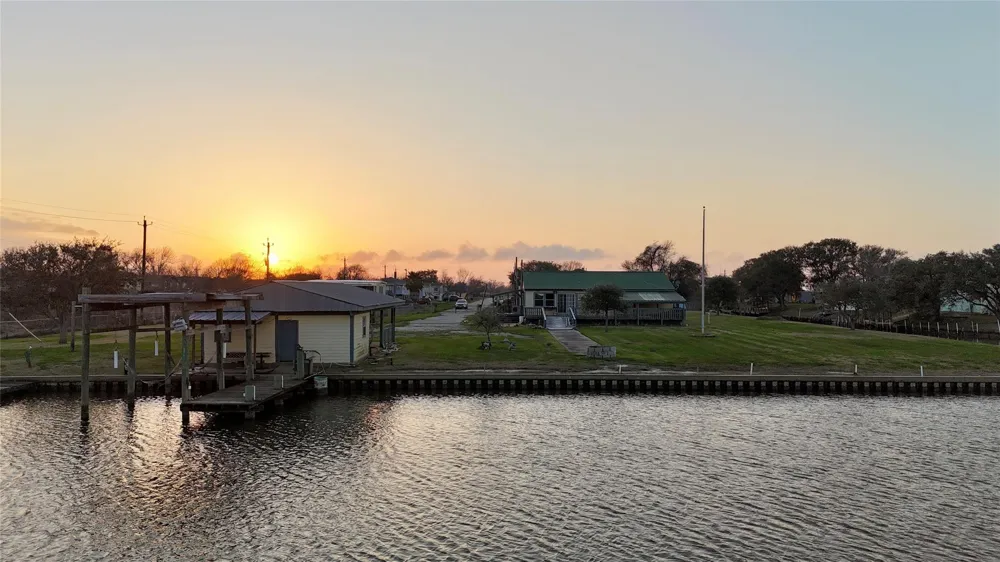 4621 County Road 459b Freeport, TX 77541