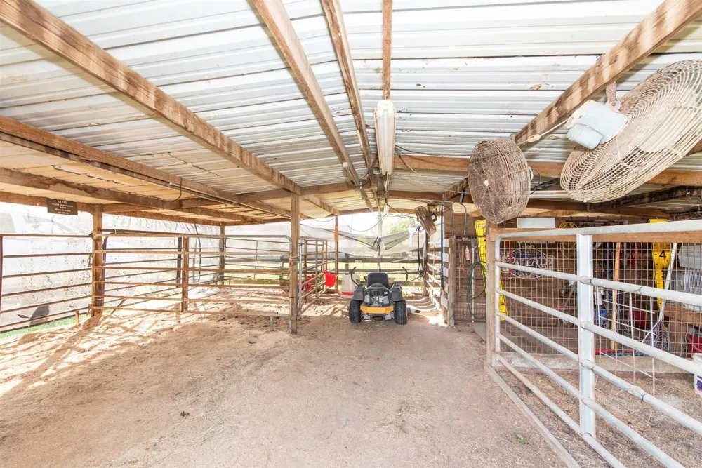 13259 Kidd Road Conroe, TX 77302