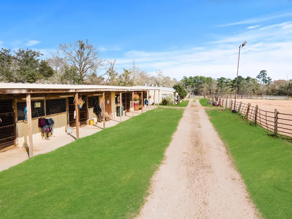 13259 Kidd Road Conroe, TX 77302