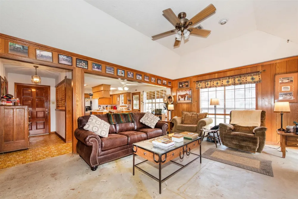 13259 Kidd Road Conroe, TX 77302