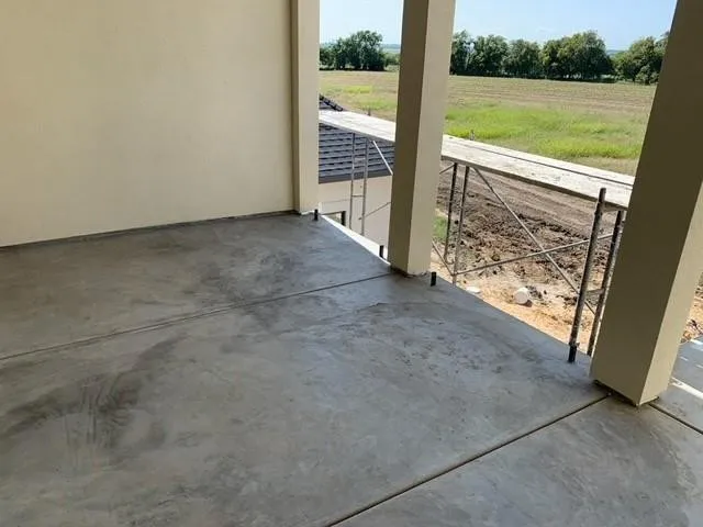 1405 County Road 247 Valley View, TX 76272