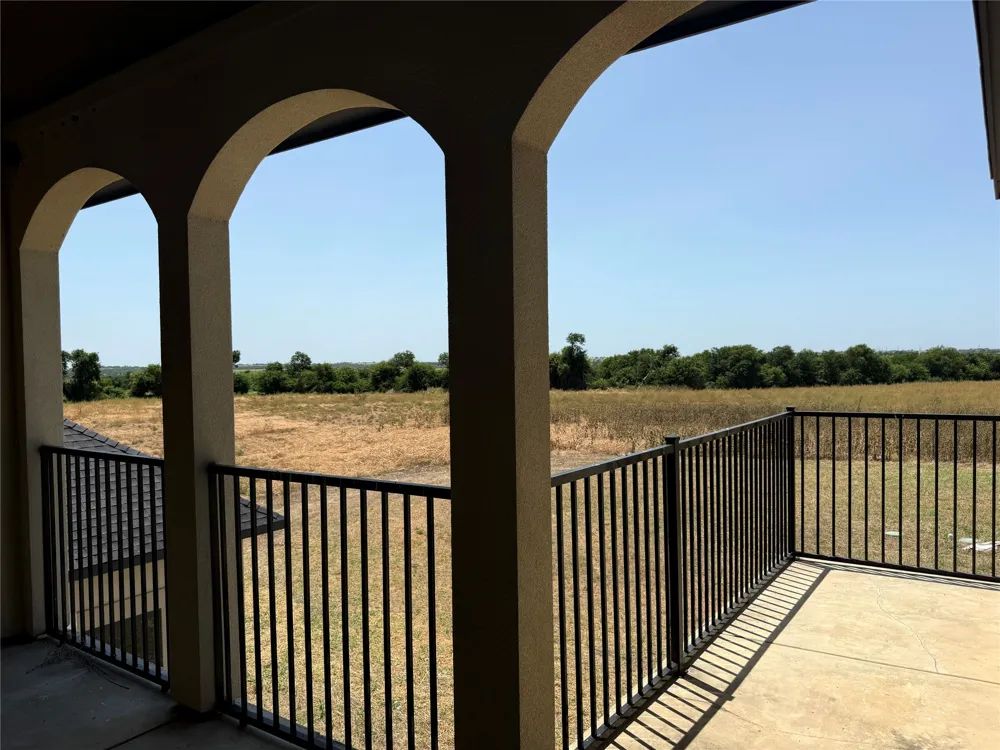 1405 County Road 247 Valley View, TX 76272