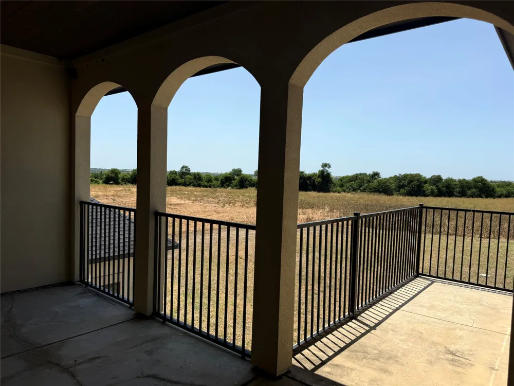 1405 County Road 247 Valley View, TX 76272