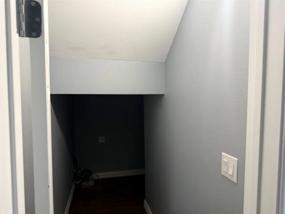 1405 County Road 247 Valley View, TX 76272