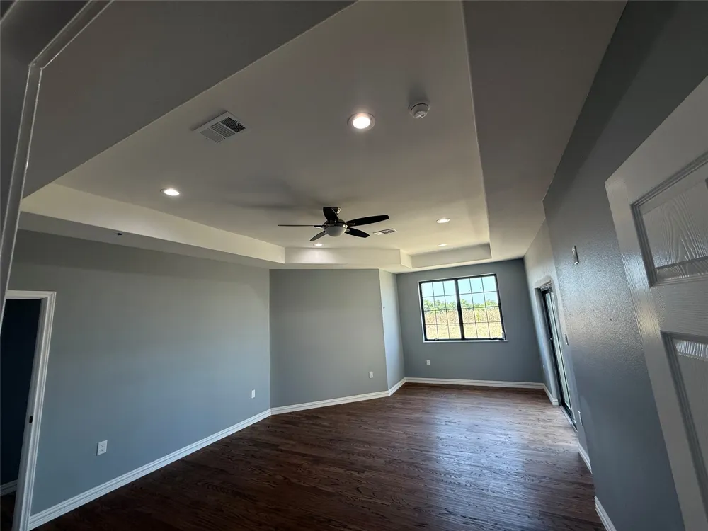 1405 County Road 247 Valley View, TX 76272