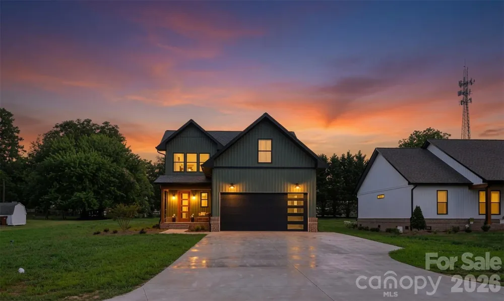 75 2nd Avenue SE Taylorsville, NC 28681