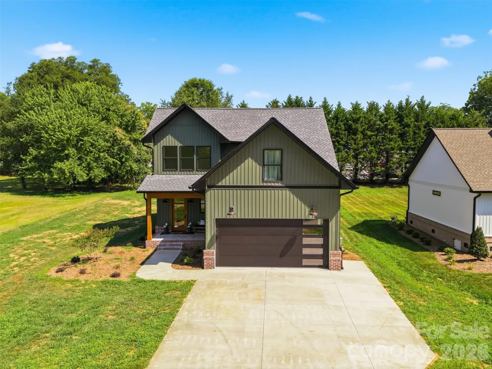 75 2nd Avenue SE Taylorsville, NC 28681