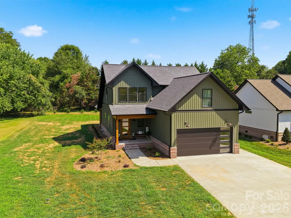 75 2nd Avenue SE Taylorsville, NC 28681