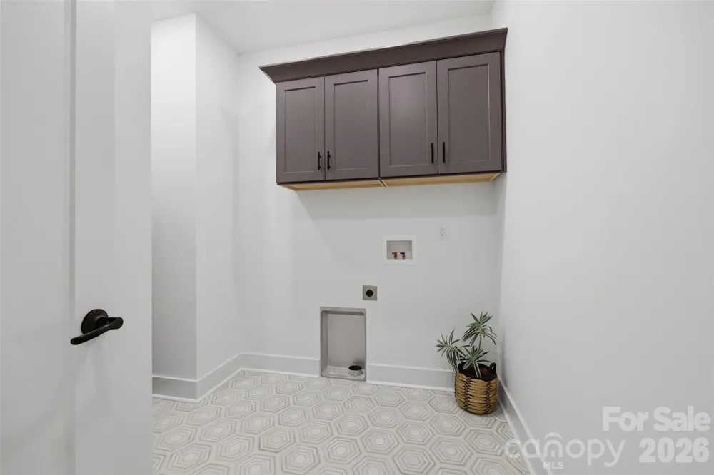 75 2nd Avenue SE Taylorsville, NC 28681