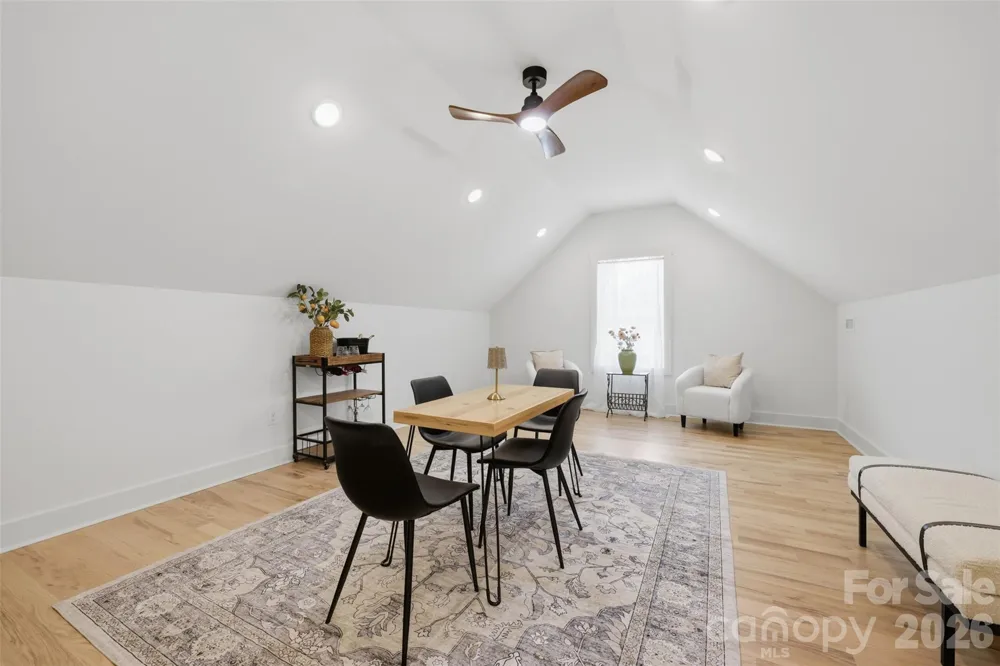 75 2nd Avenue SE Taylorsville, NC 28681