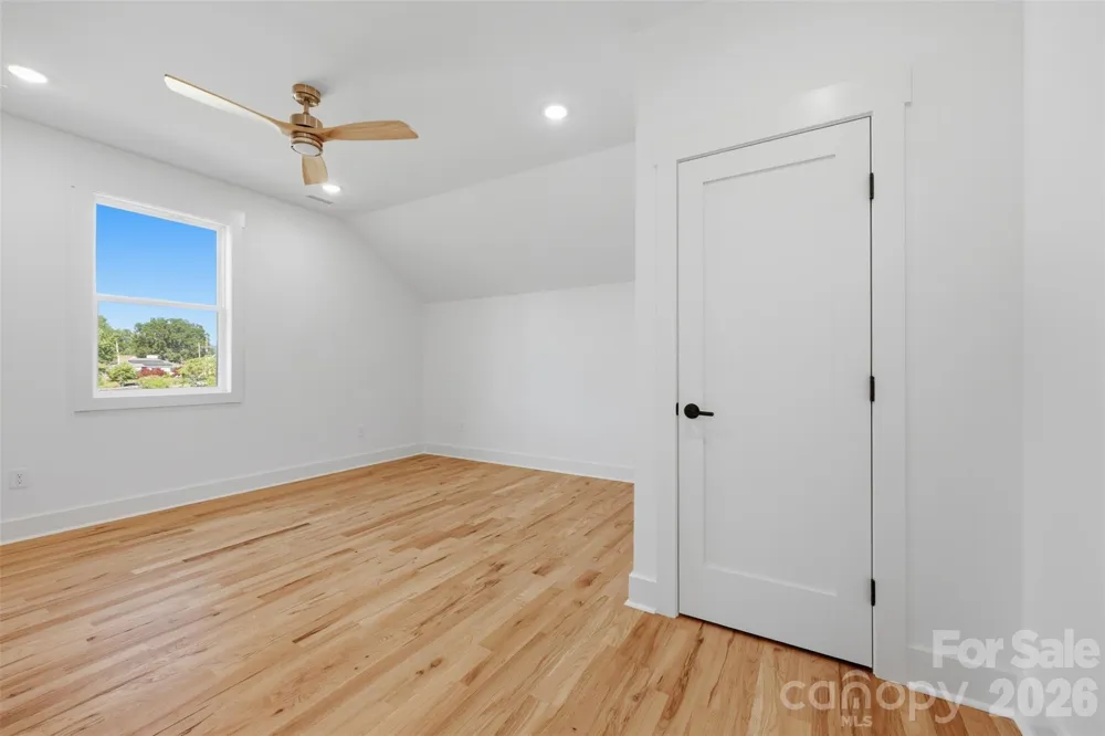 75 2nd Avenue SE Taylorsville, NC 28681