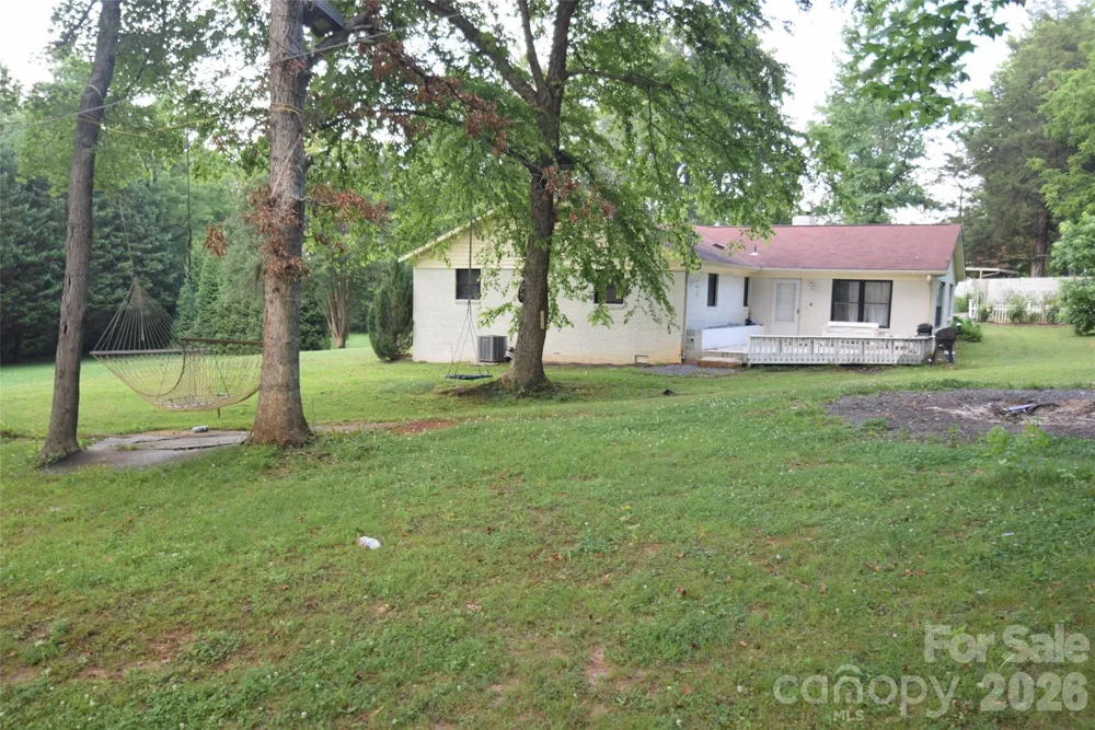 8202 Lawyers Road Mint Hill, NC 28227